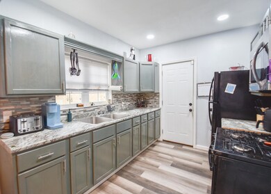 244 Parkway Dr, Battle Creek, MI 49037 - photo 6