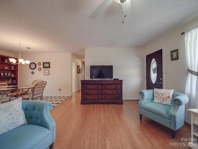 140 Hyde Ln, Statesville, NC 28625 - photo 7