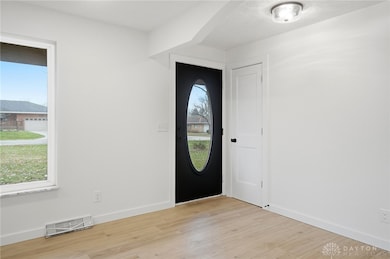 2629 N Emerald Dr, Dayton, OH 45431 - photo 4