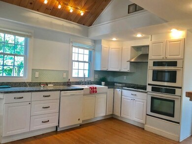 405 Benefit St unit 2, Providence, RI 02903 - photo 3