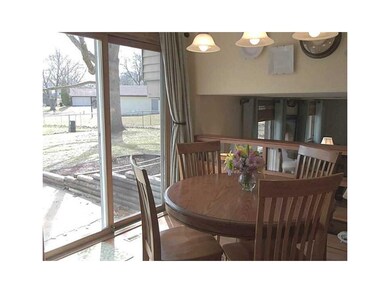 Eat-in Kitchen.