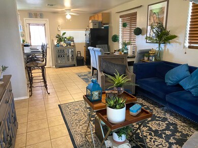 2208 N 29th Place, Phoenix, AZ 85008 - photo 3