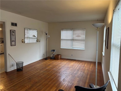 1223 S Osage St, Independence, MO 64055 - photo 3