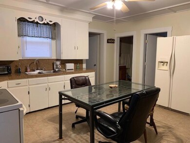 4 Kitchen