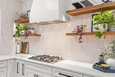 2636 Aikin Cir S, Lewis Center, OH 43035 - photo 6