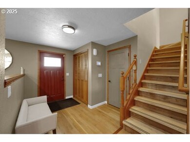 1755 Kings St N, Eugene, OR 97401 - photo 4