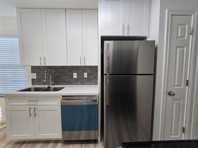 12660 Ashford Point Dr unit 402, Houston, TX 77082 - photo 6