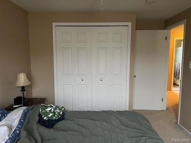 20926 Hunt Dr, Roseville, MI 48066 - photo 4