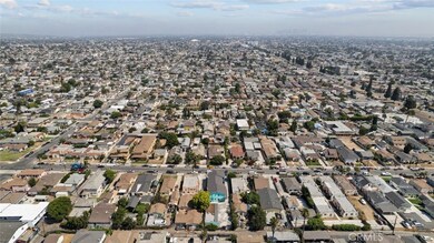 1114 W 105th St, Los Angeles, CA 90044 - photo 3