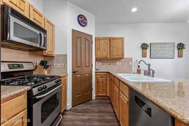 1077WWillowLakeLoop-8