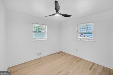 929 Creekdale Dr, Clarkston, GA 30021 - photo 7