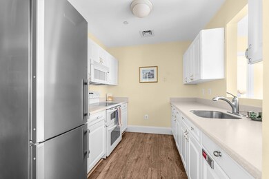 7 Assinippi Ave unit 216, Norwell, MA 02061 - photo 4