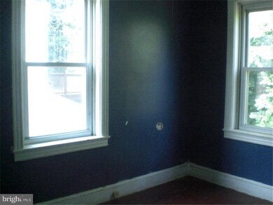 71 Macdade Blvd, Darby, PA 19023 - photo 2