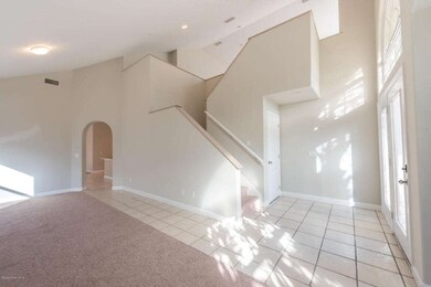 720 Sunset Lakes 9