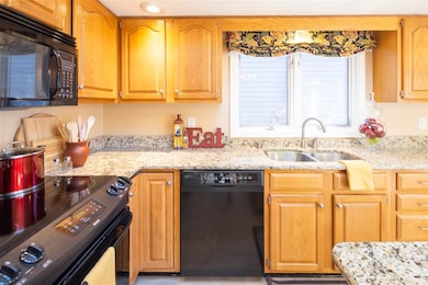 17865 Sable Ridge Dr, South Bend, IN 46635 - photo 4