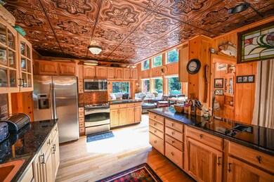 2 Bear Lair Ln, Wilmington, VT 05363 - photo 7