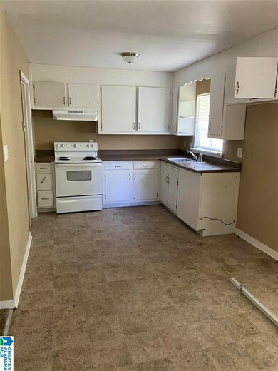 2237 7th St NE, Center Point, AL 35215 - photo 3