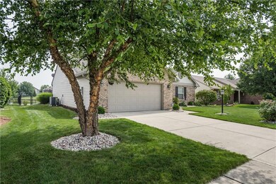 12998 Dellinger Dr, Fishers, IN 46038 - photo 3