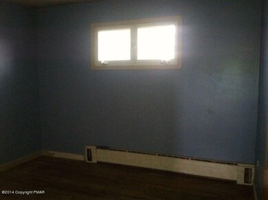 521 Charles St, Slatington, PA 18080 - photo 7