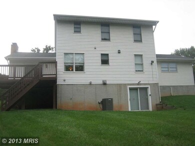 6213 Monroe Ave, Sykesville, MD 21784 - photo 3