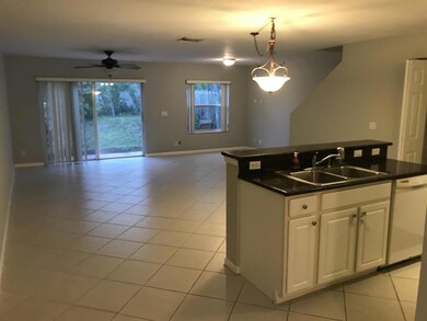 Kitchen/Living