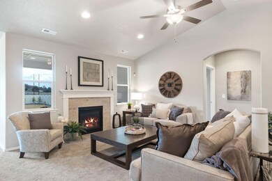 1561 NW Varnish Place unit 113, Redmond, OR 97756 - photo 4