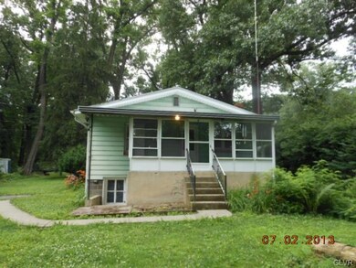 455 Stoneridge Rd, Emmaus, PA 18049 - photo 2