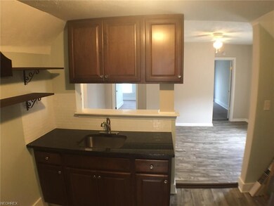 This kitchen is newly updated with beautiful cabin