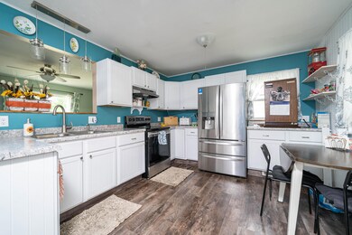 65 N Broad St (8 of 16)