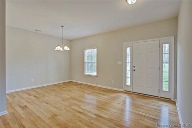 Foyer/Dining Room
