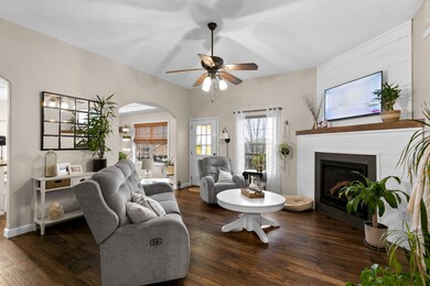 827 S Cobble Creek Blvd, Nixa, MO 65714 - photo 6