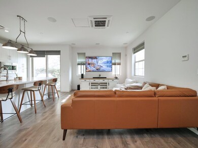 493 Tailoff Ln, Sacramento, CA 95818 - photo 3