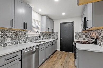 3609 Cibolo Dr, Fort Worth, TX 76133 - photo 4