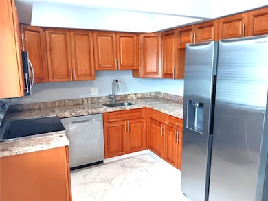 2800 Georgia Ave unit 14, West Palm Beach, FL 33405 - photo 2