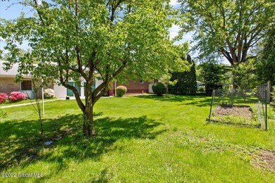 15 New Hampshire Ave, Rensselaer, NY 12144 - photo 7