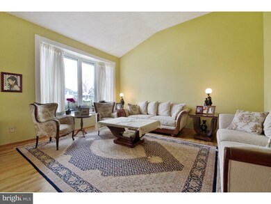 308 Warren Blvd, Broomall, PA 19008 - photo 5