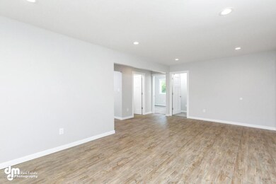 Living Room 20180730-DW-5651-FULL