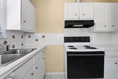 1248 Chamboard Ln, Houston, TX 77018 - photo 7