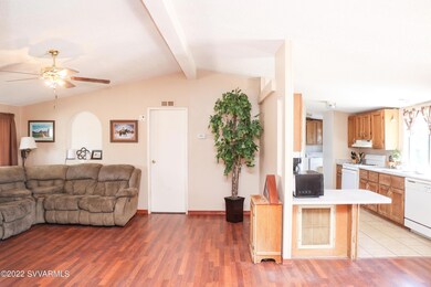 006_Living RoomKitchen