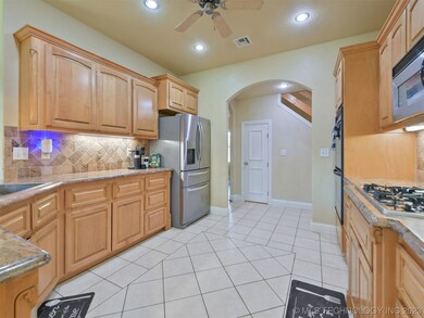 2409 Portico Ave, Ardmore, OK 73401 - photo 6