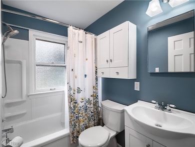 30646 Lorain Rd, North Olmsted, OH 44070 - photo 7