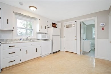 1307 Burnett Rd, Chicopee, MA 01020 - photo 5