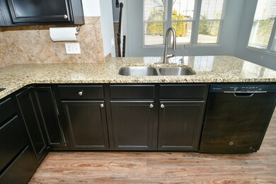 1215 Colinbrook Cir, Greenwood, IN 46143 - photo 6