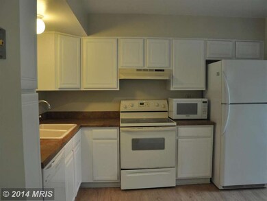 14008 Oakpointe Dr, Laurel, MD 20707 - photo 7