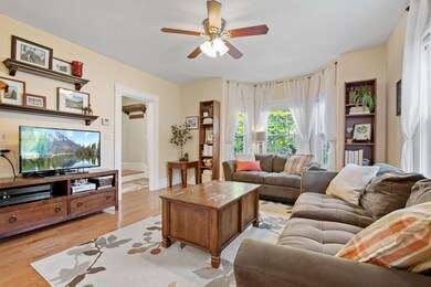 33 Eastman Ave, Swampscott, MA 01907 - photo 5