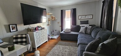 08. Interior
