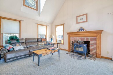 13 Deer Hollow Dr, Amherst, NH 03031 - photo 4