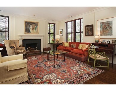 287 Kent St unit 4, Brookline, MA 02446 - photo 2