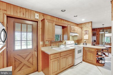 994 Black Gap Rd, Fayetteville, PA 17222 - photo 4