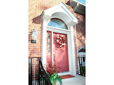 105 Dean Ridge Ct unit 105, Cranston, RI 02920 - photo 3